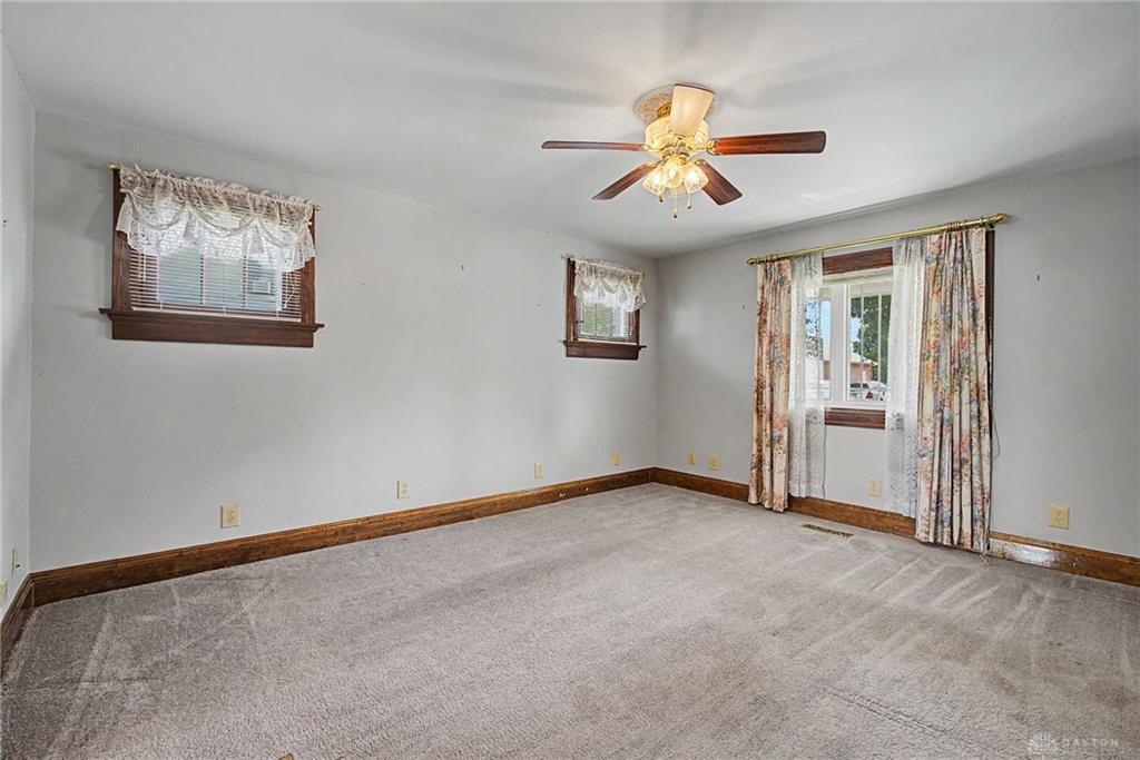185 Alton Property Photo 6