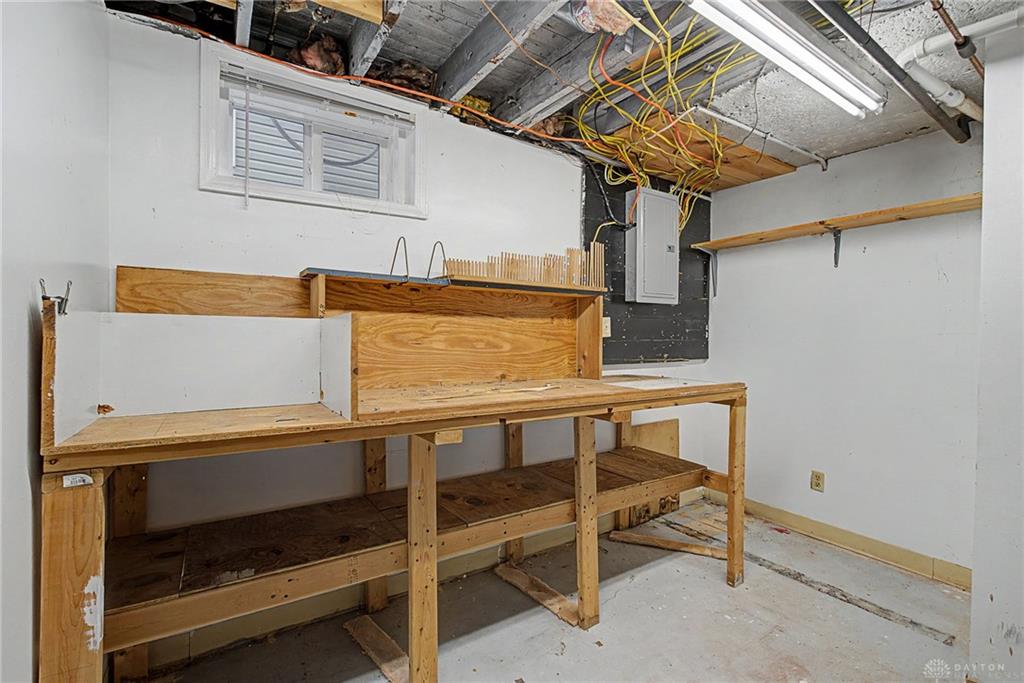 185 Alton Property Photo 38