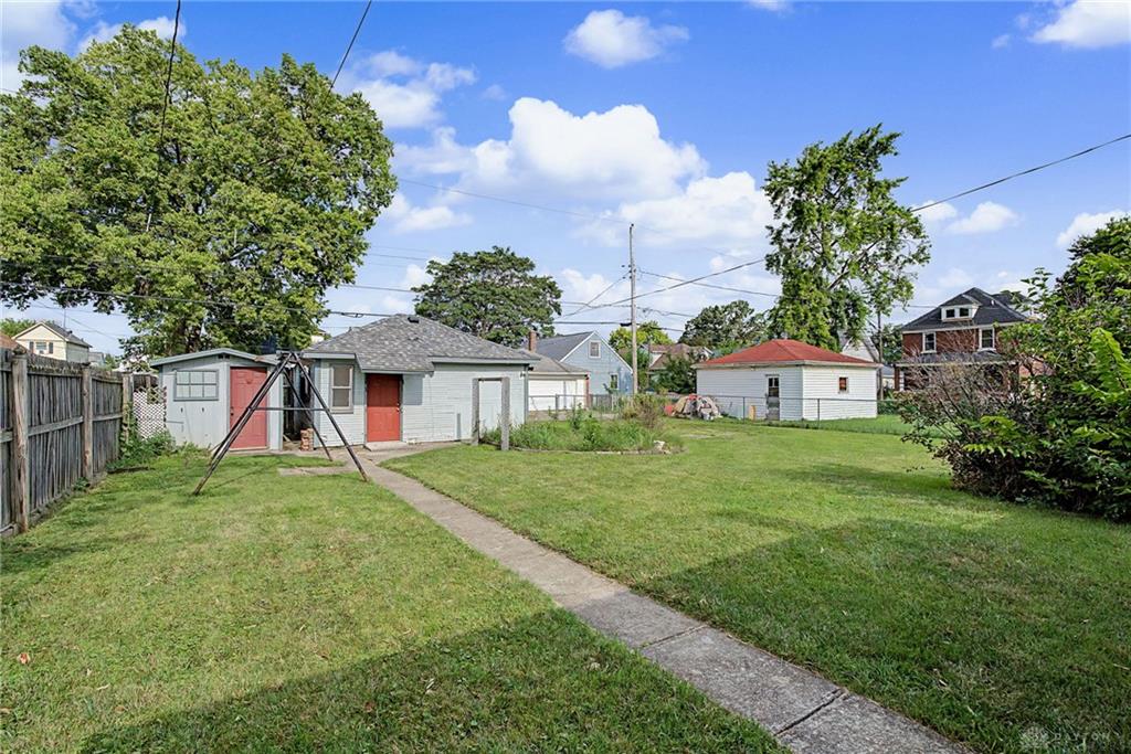 185 Alton Property Photo 43