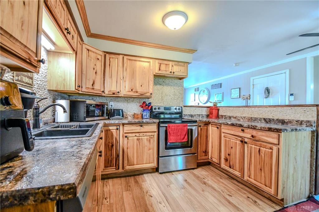 741 Homeway Property Photo 13