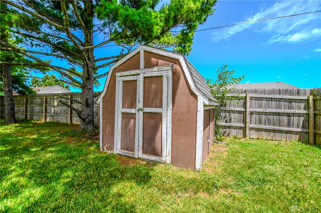 741 Homeway Property Photo 28