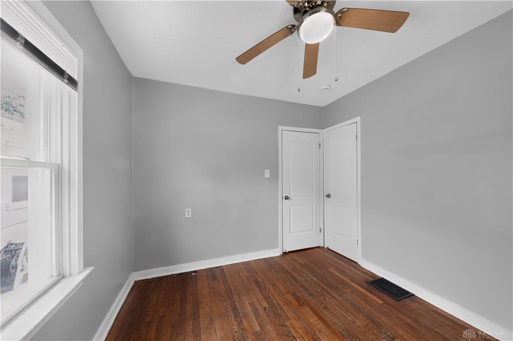 2369 Emerson Property Photo 19