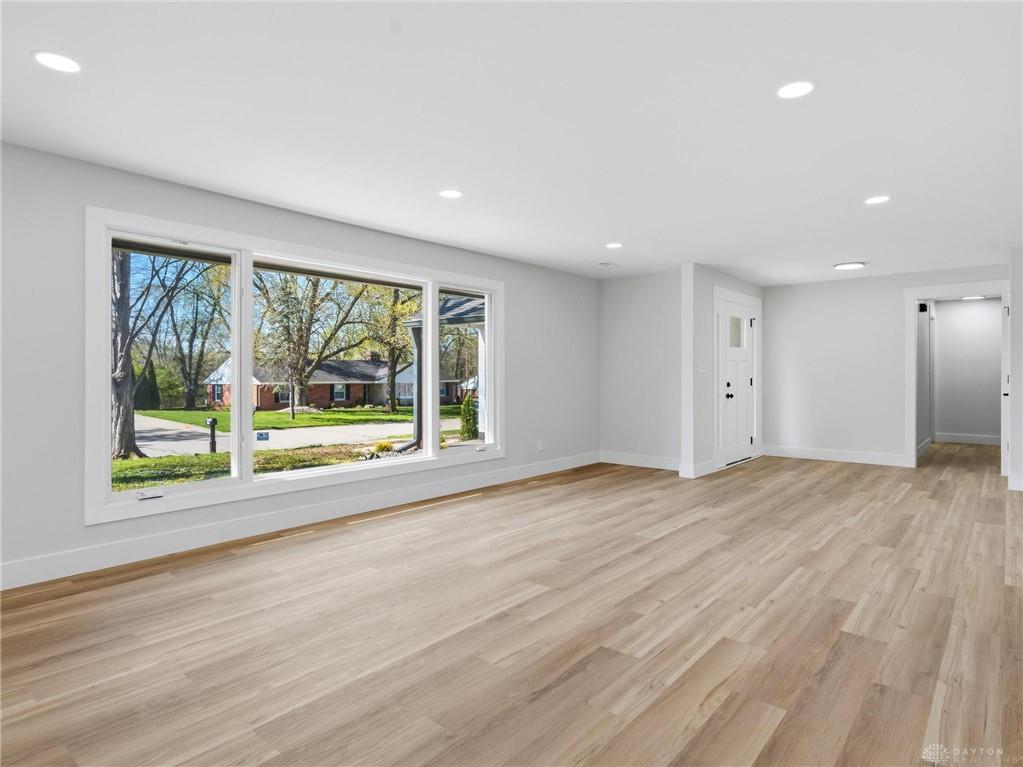 801 Southford Property Photo 8