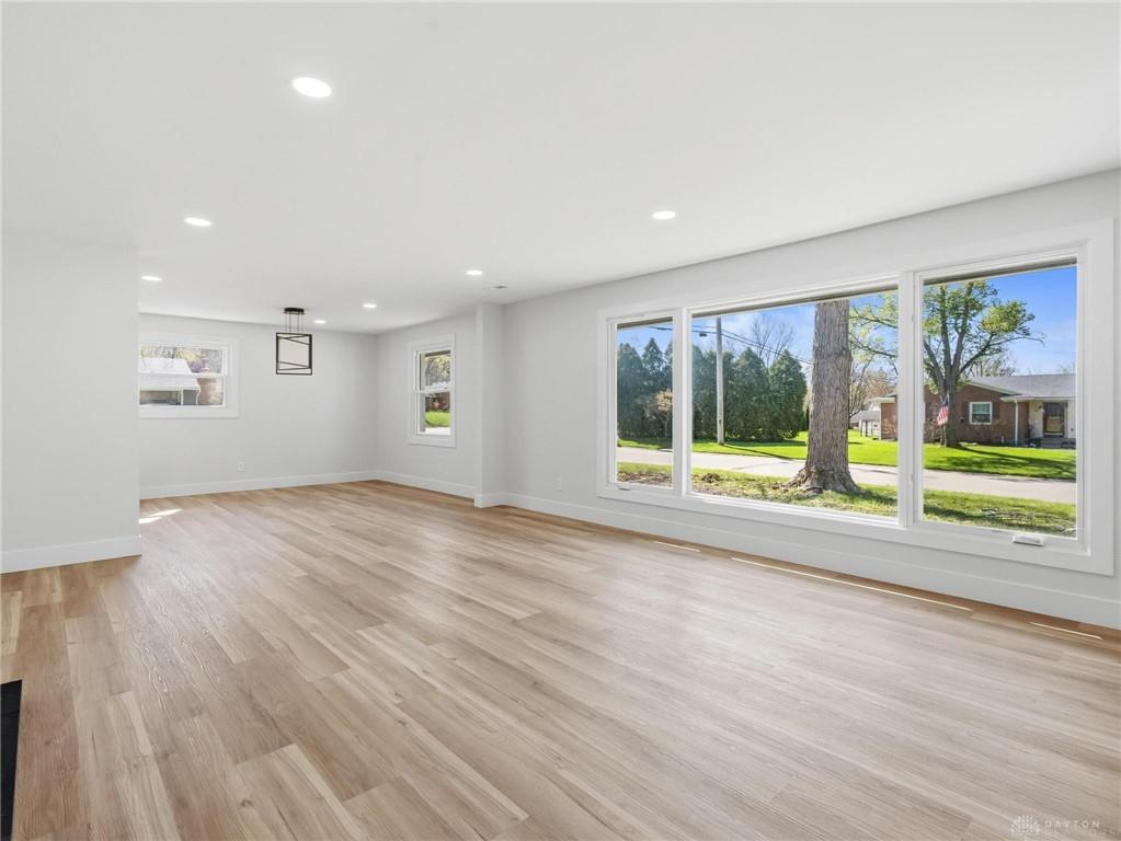 801 Southford Property Photo 12