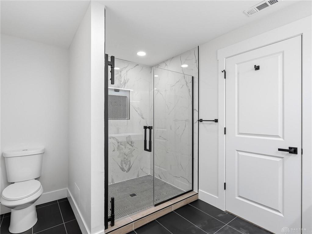 801 Southford Property Photo 31