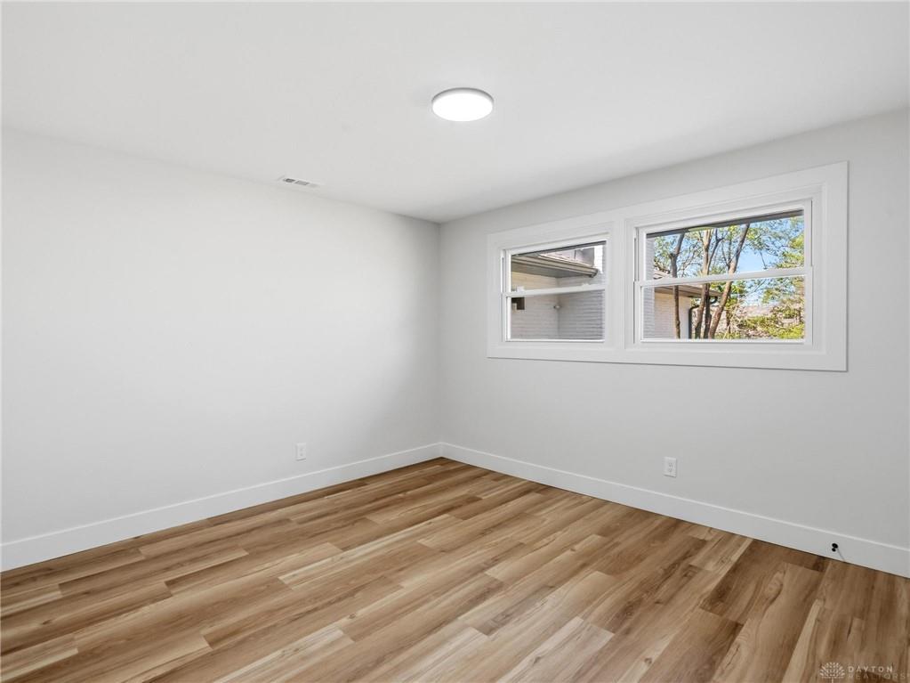801 Southford Property Photo 33