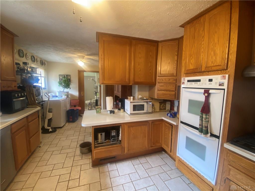 345 Washington Property Photo 12