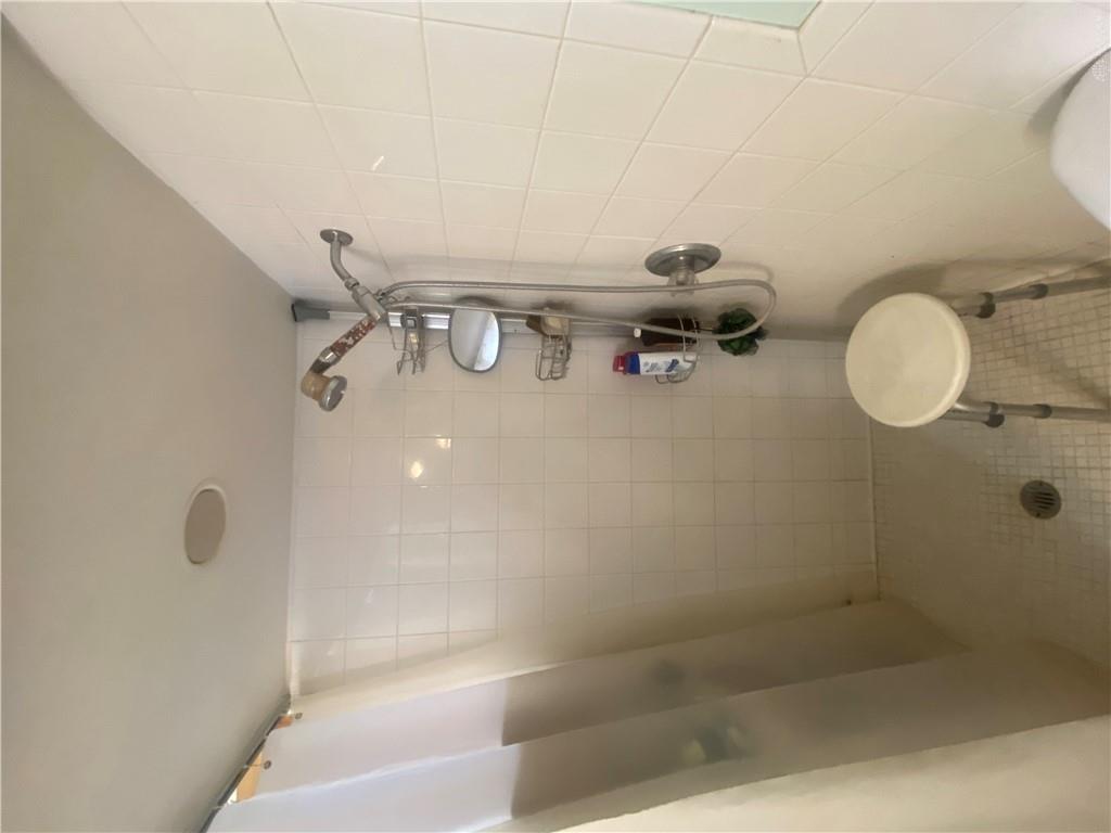 345 Washington Property Photo 24
