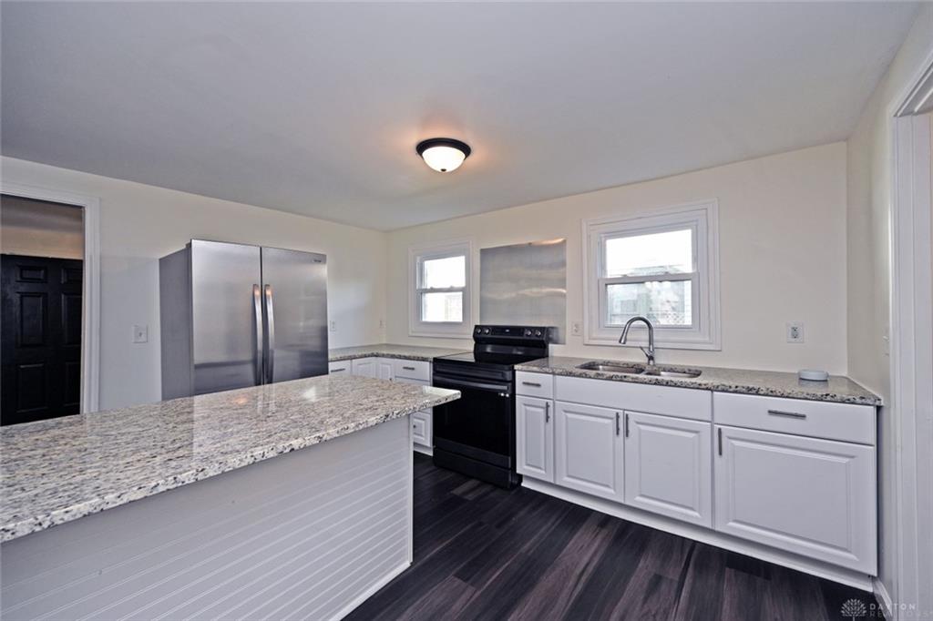 6065 5th Property Photo 17