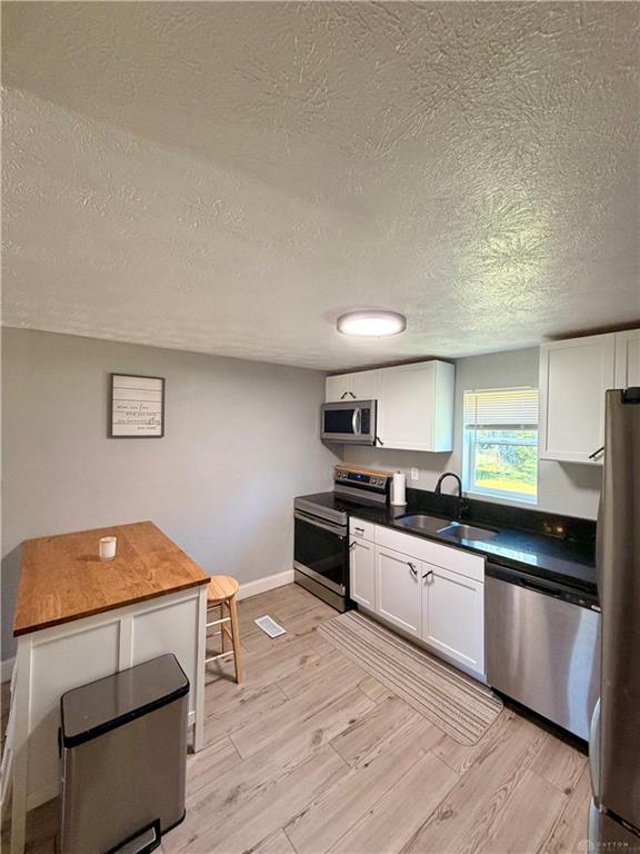 416 Summit Property Photo 6