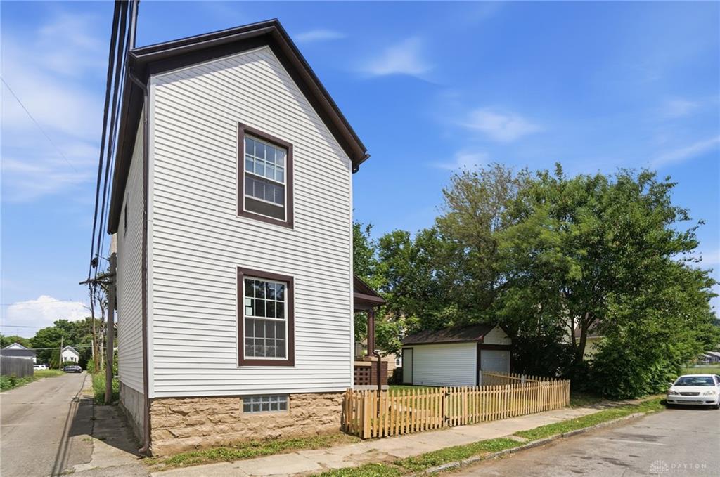 152 S Mcgee Property Photo 2