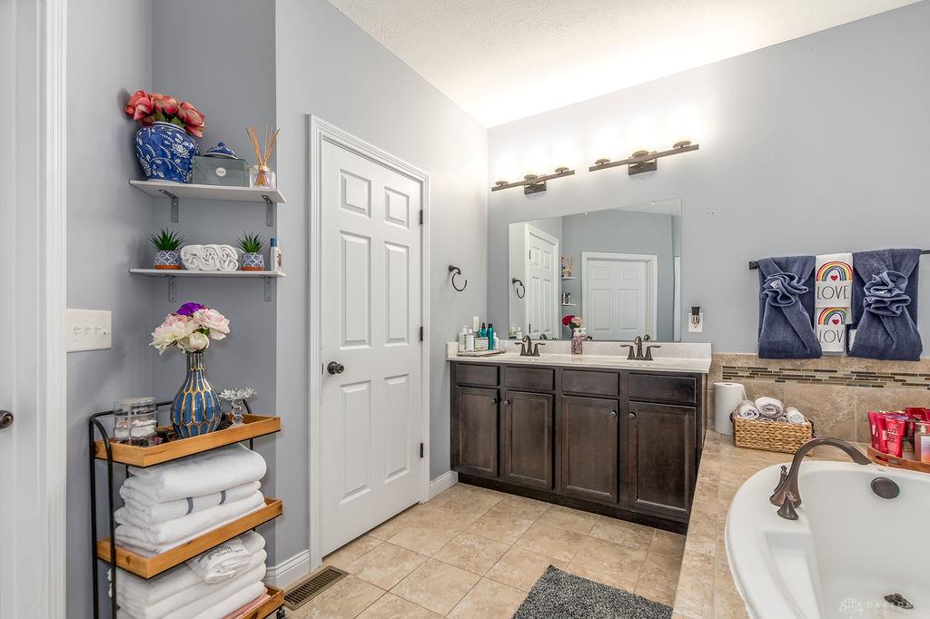 51 Ruppert Property Photo 39