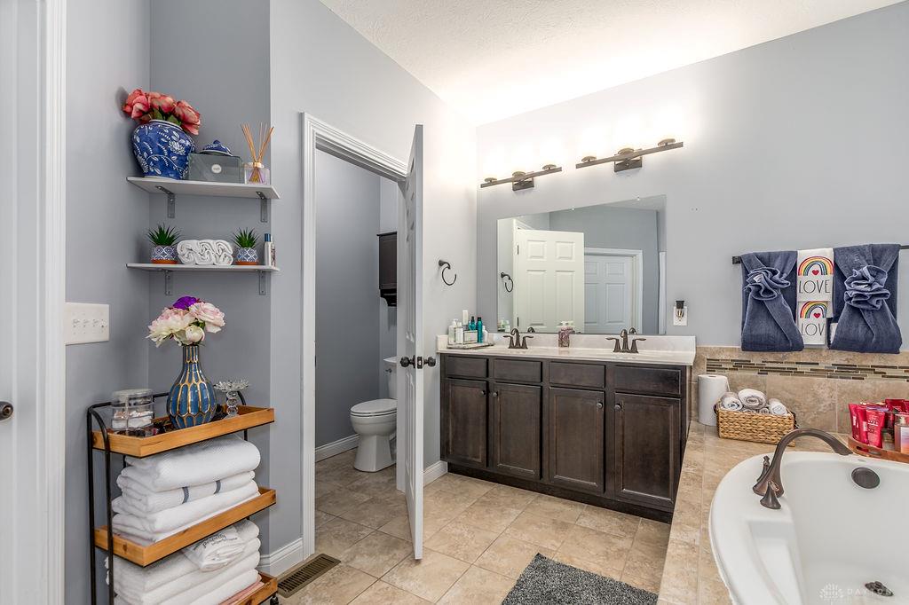 51 Ruppert Property Photo 40