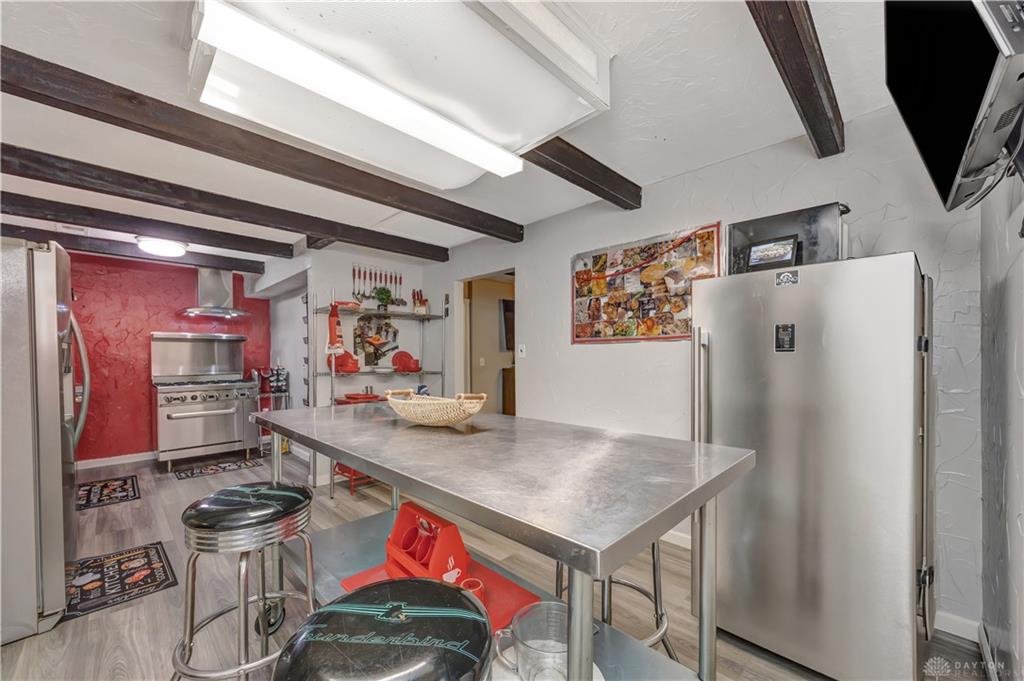 5468 Schiering Property Photo 14