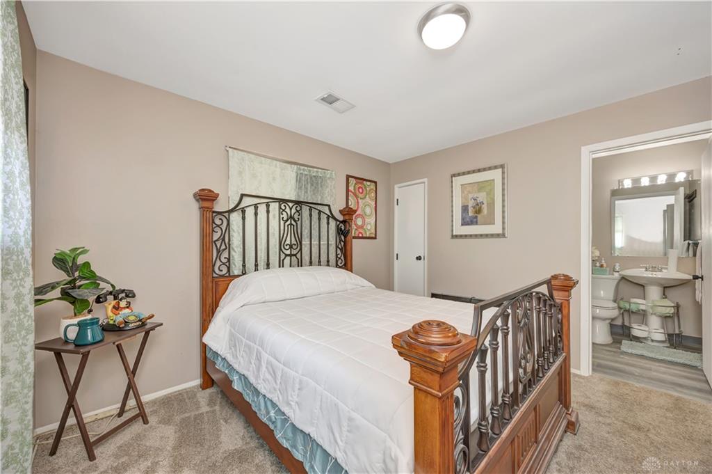 5468 Schiering Property Photo 25