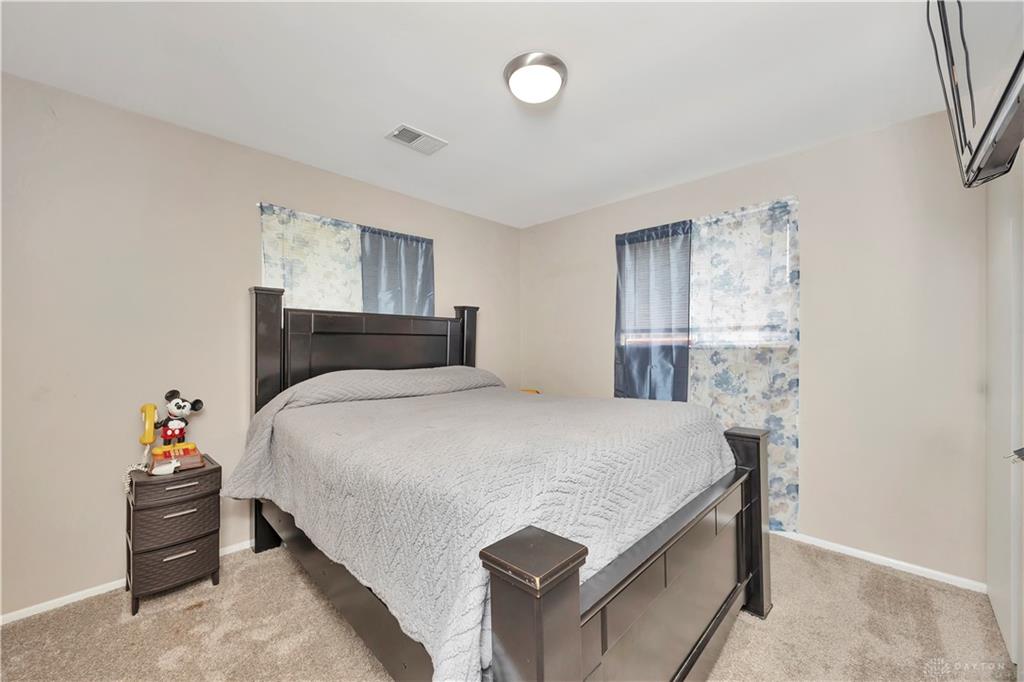 5468 Schiering Property Photo 27