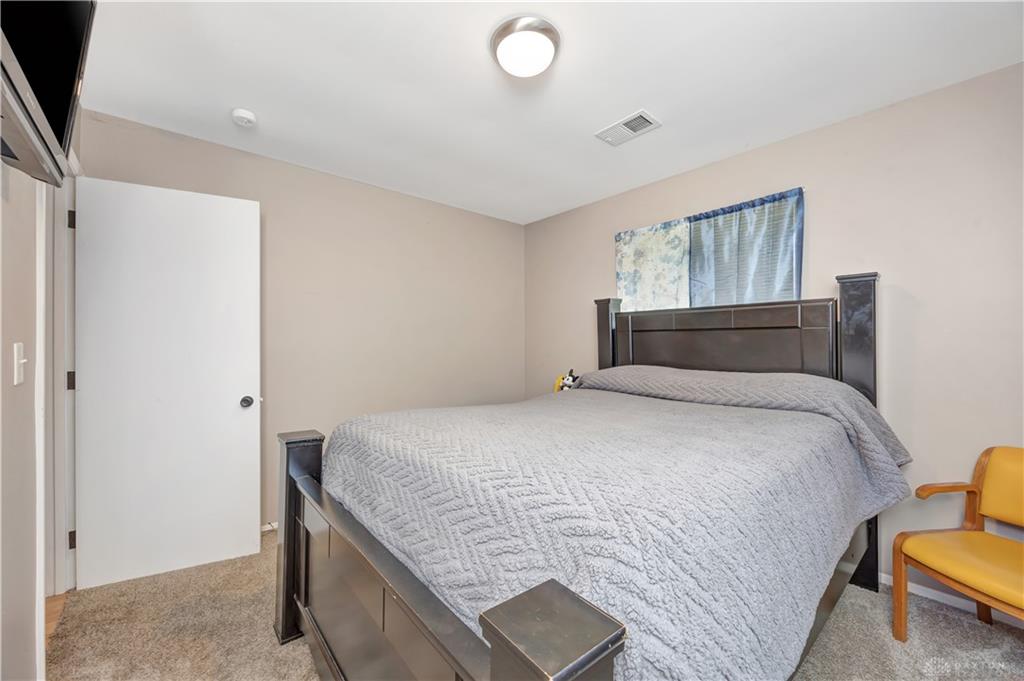5468 Schiering Property Photo 28