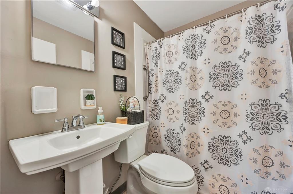 5468 Schiering Property Photo 29