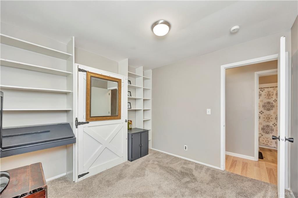 5468 Schiering Property Photo 30