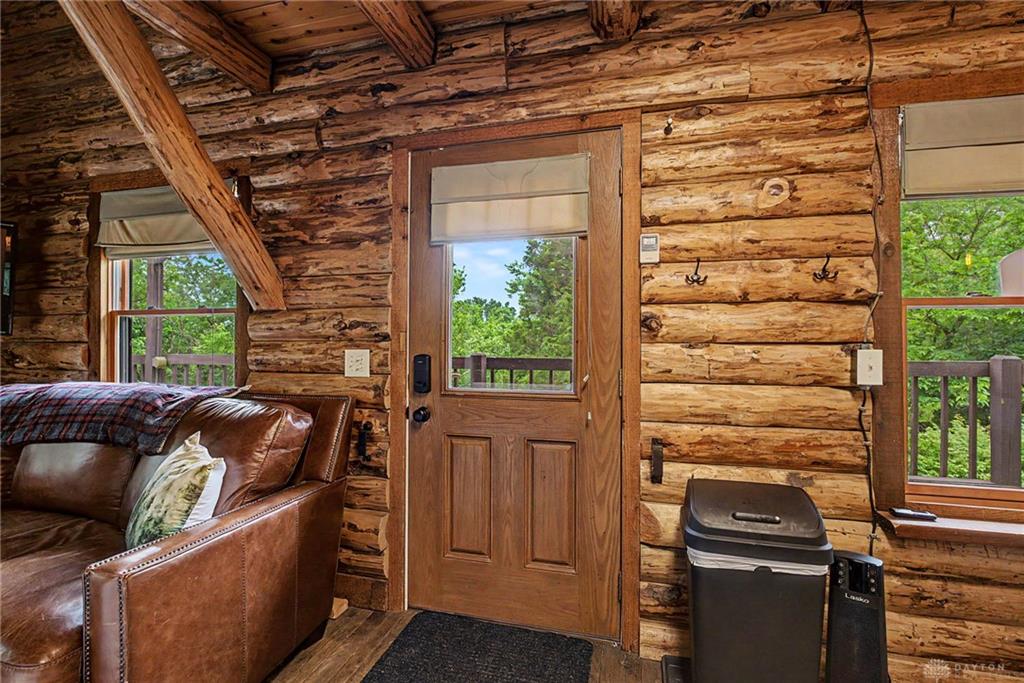 8240 Cedar Hill Property Photo 8