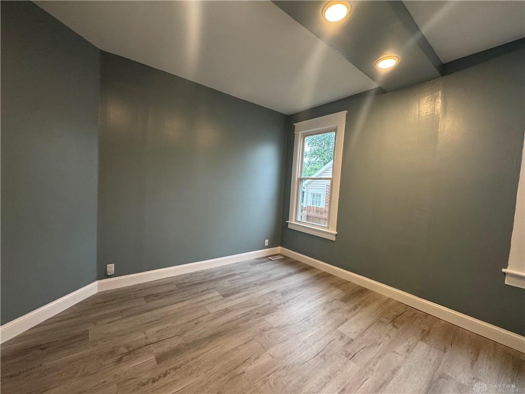 236 Lincoln Property Photo 15