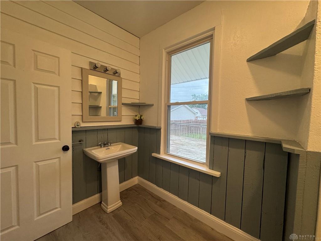 236 Lincoln Property Photo 18
