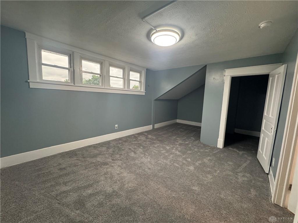 236 Lincoln Property Photo 24