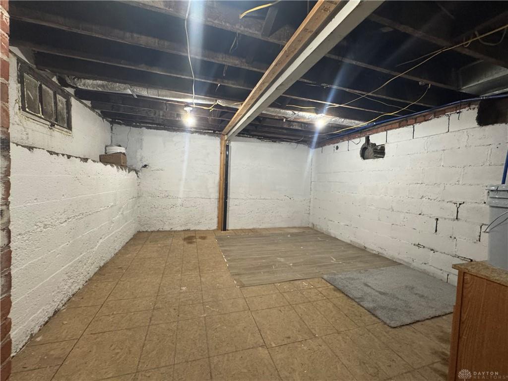 236 Lincoln Property Photo 32