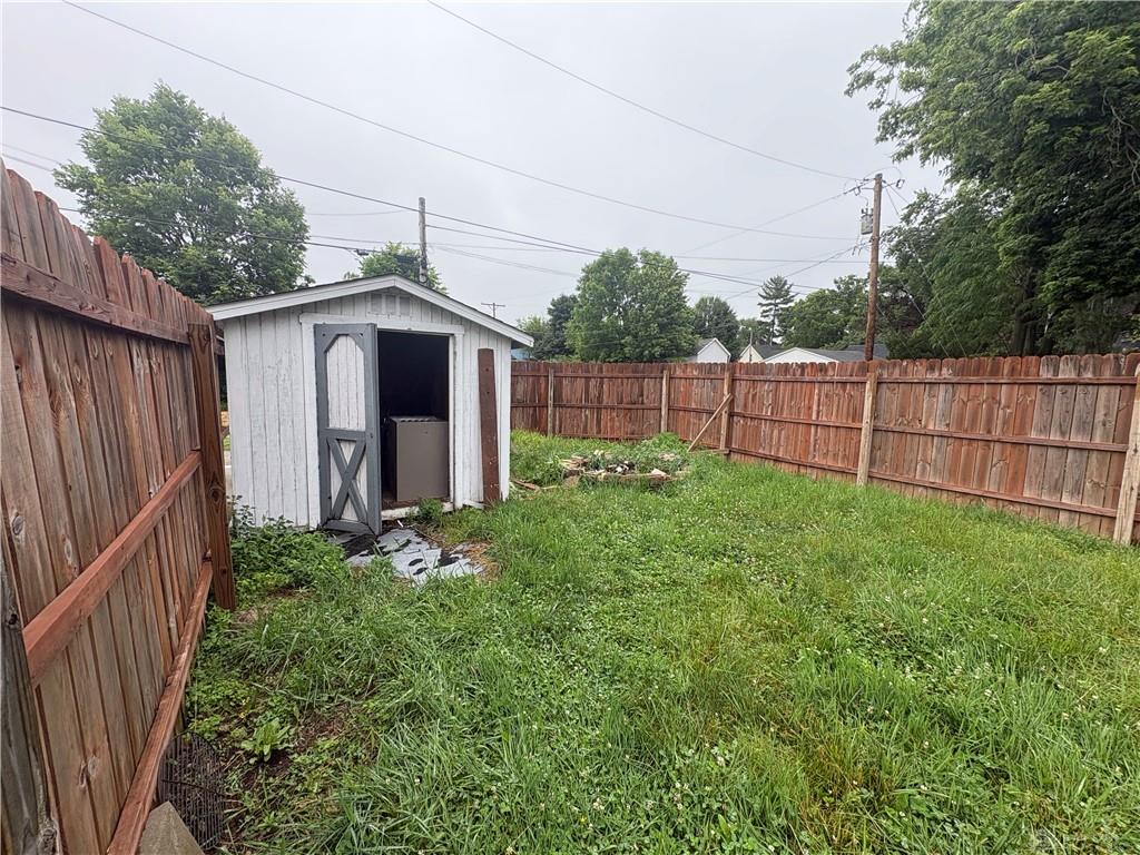 236 Lincoln Property Photo 40