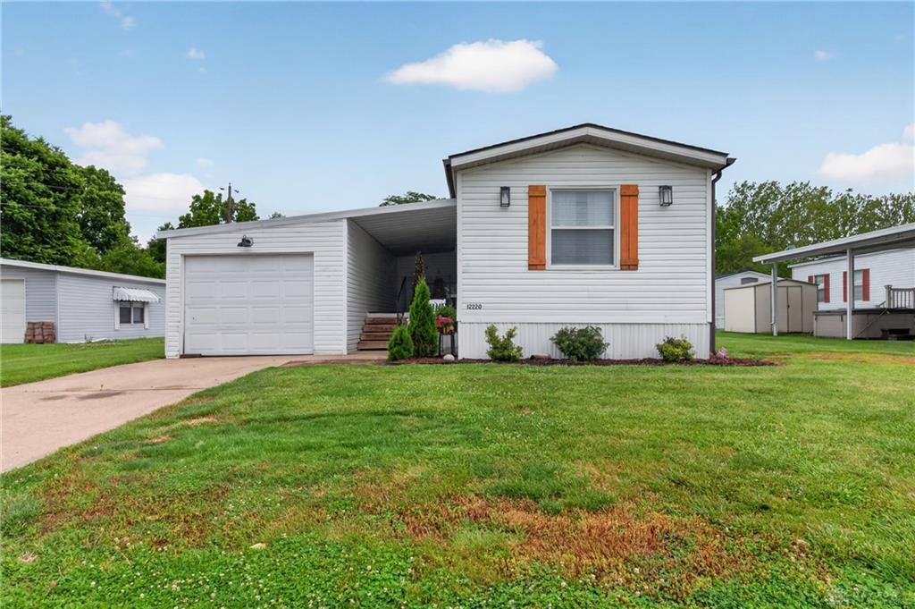 12220 Jason Property Photo 1