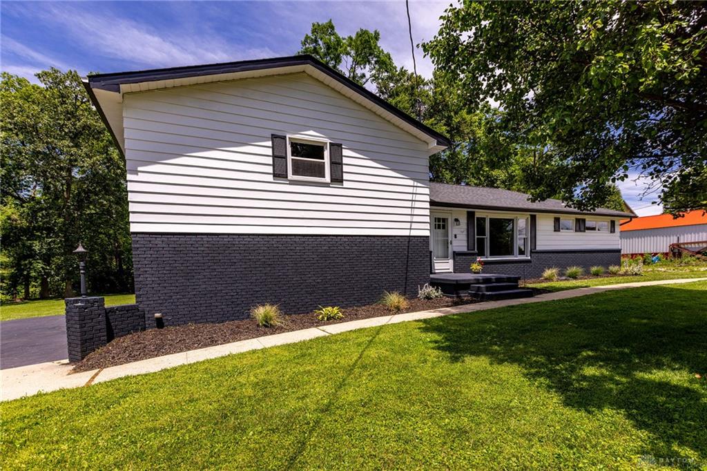 5813 Somers Gratis Property Photo 5