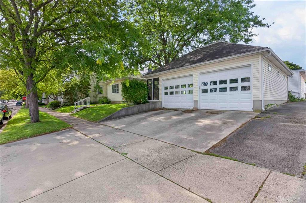 101 Court Property Photo 52