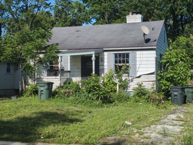 2106 Litchfield Property Photo 1