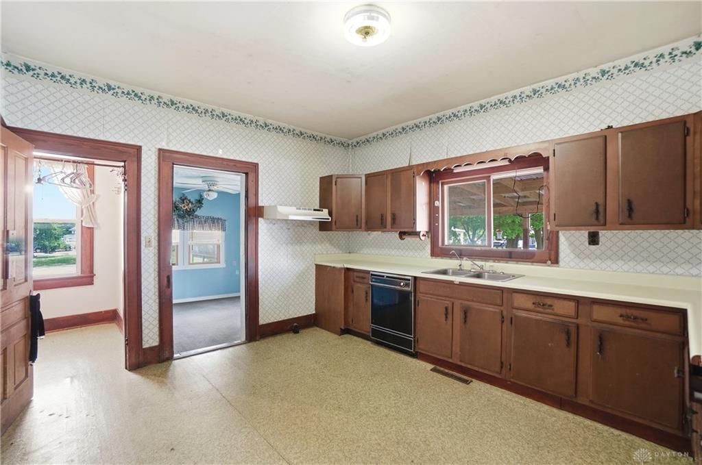 18 N Champaign Property Photo 15