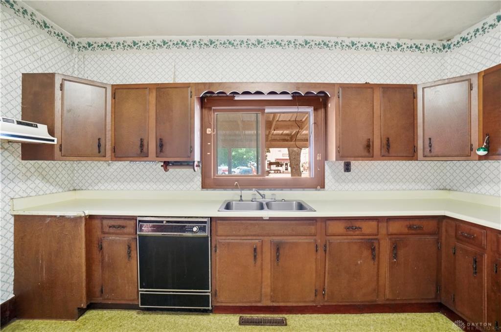 18 N Champaign Property Photo 17