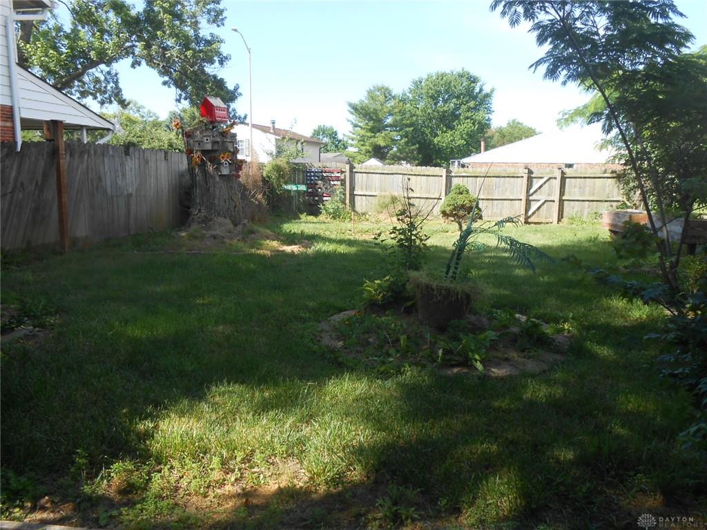 5778 Waynegate Property Photo 3