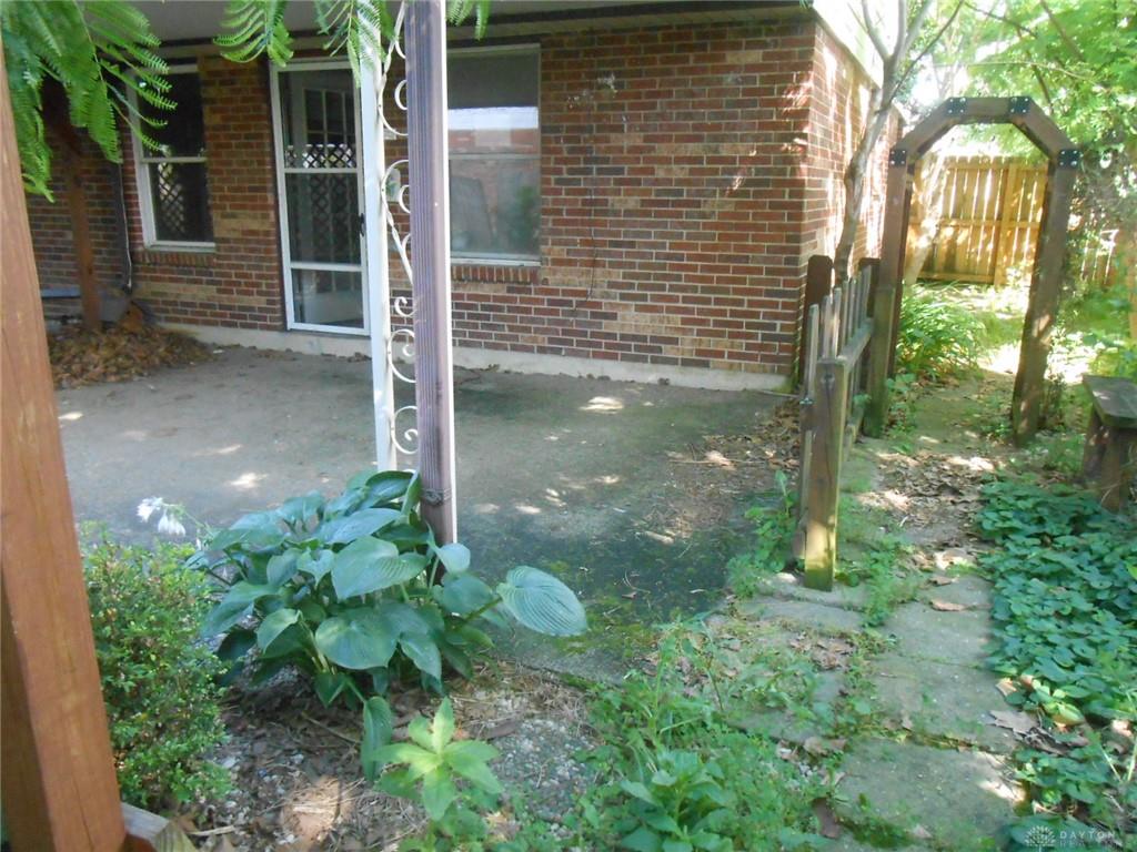 5778 Waynegate Property Photo 5