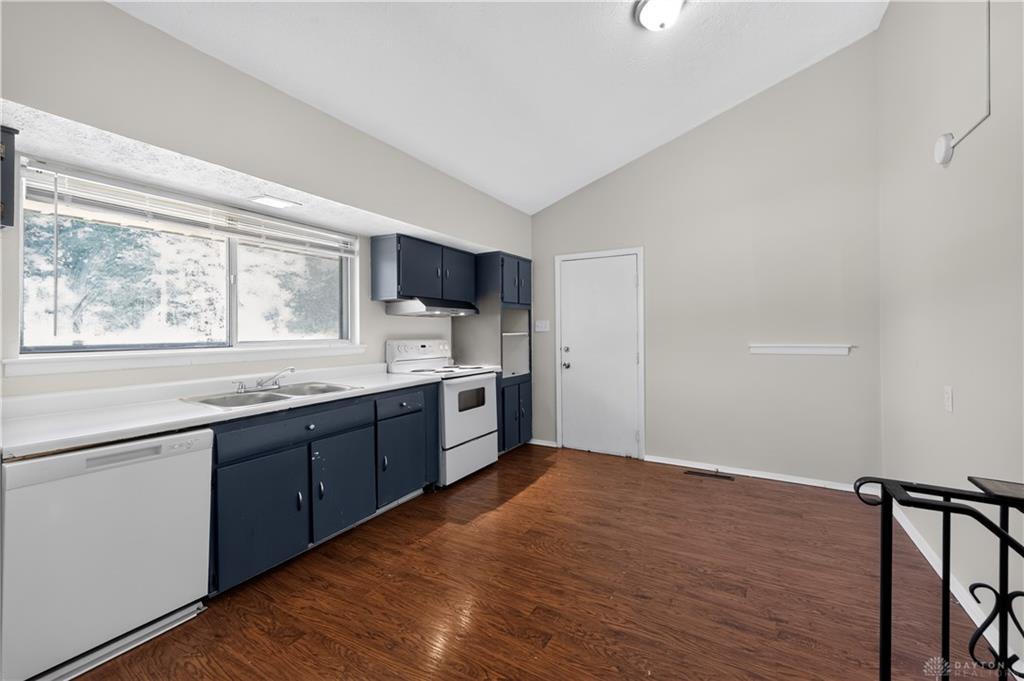 2800 E Stroop Property Photo 10