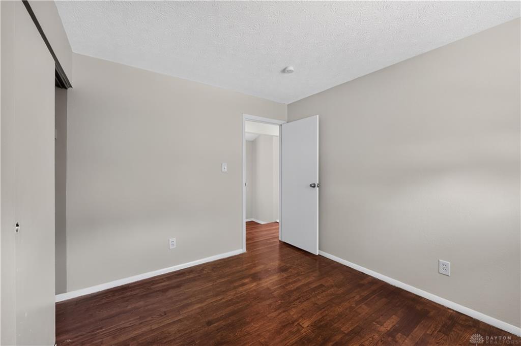 2800 E Stroop Property Photo 17