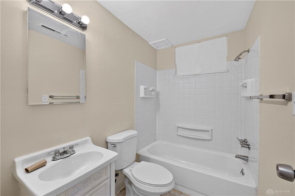 2800 E Stroop Property Photo 26