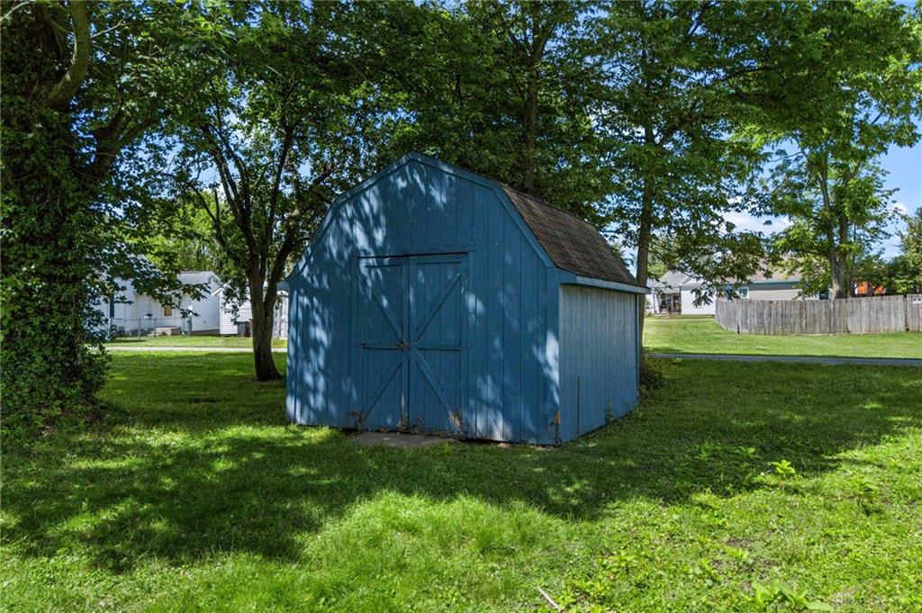 101 S Howard Property Photo 22