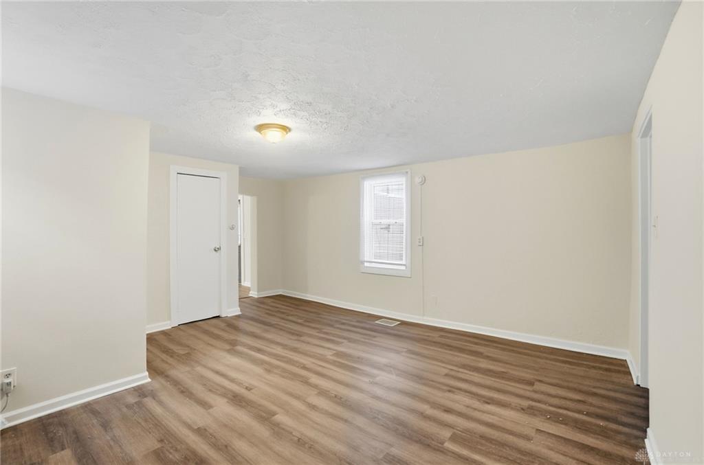 52 Rogge Property Photo 8