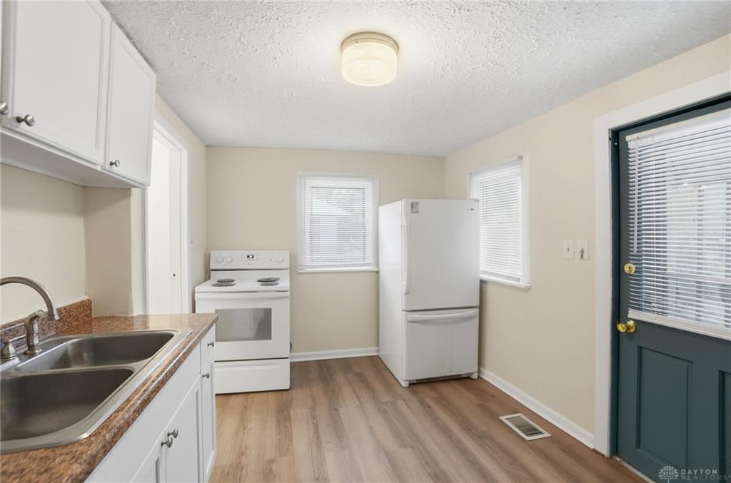 52 Rogge Property Photo 13