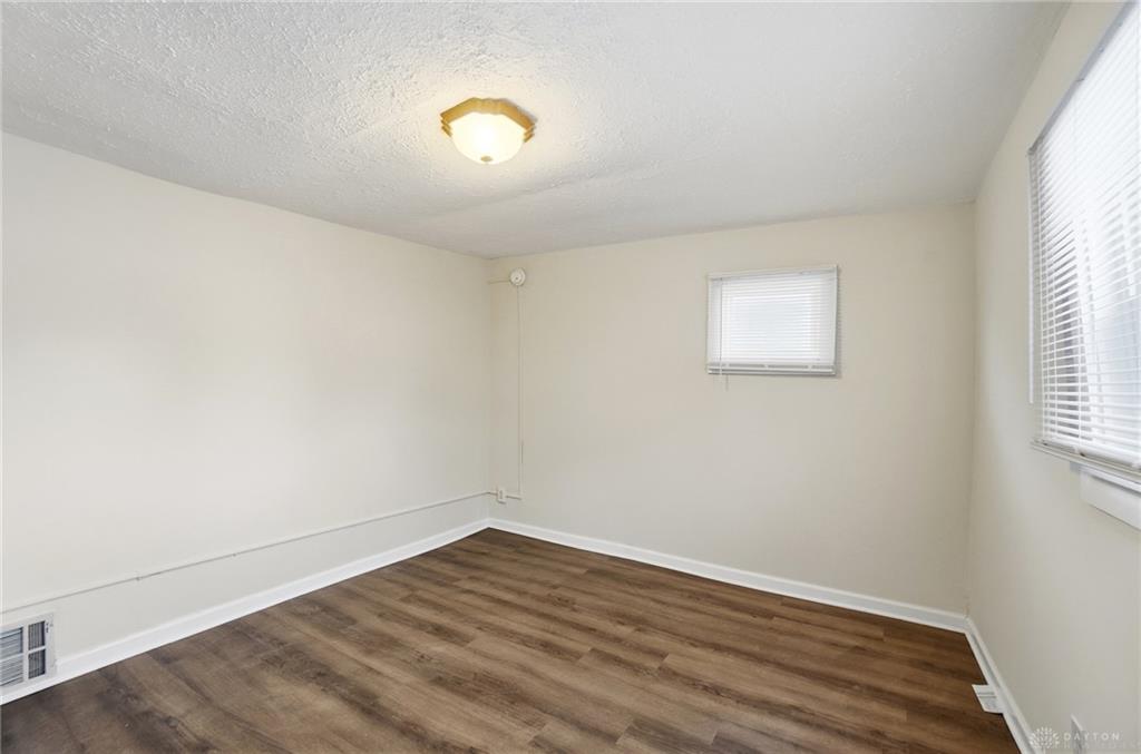 52 Rogge Property Photo 19