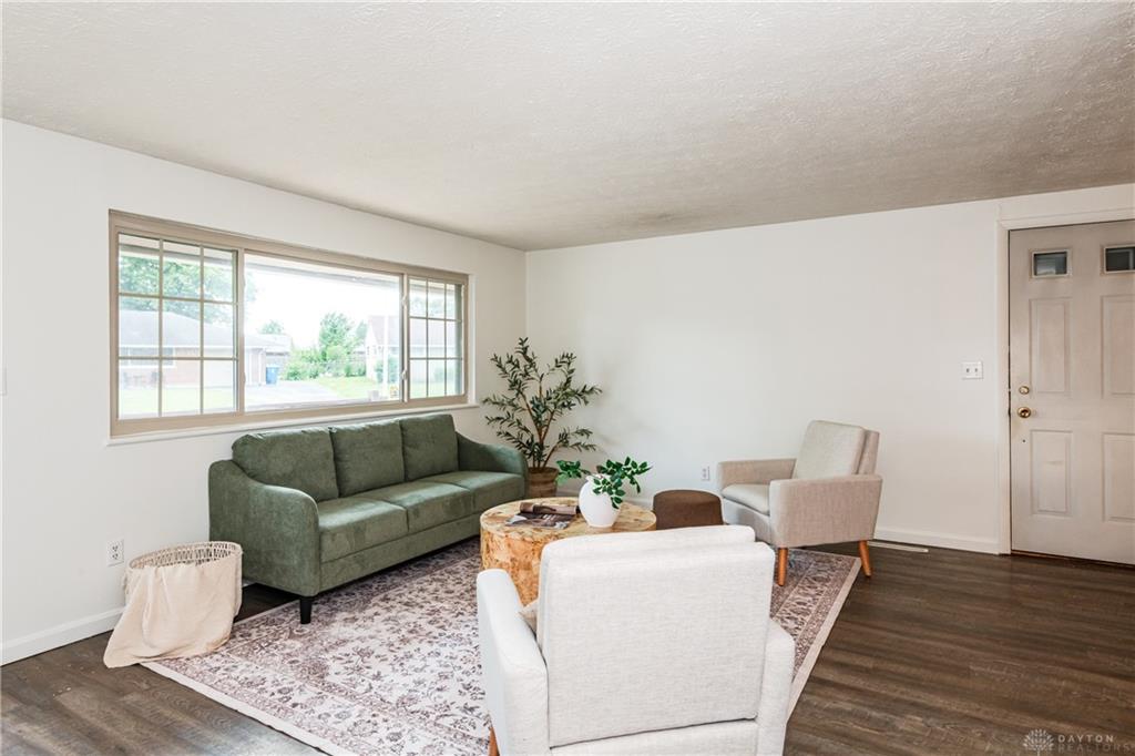 4311 Mahler Property Photo 8