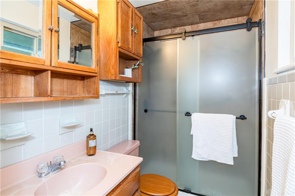 4311 Mahler Property Photo 19