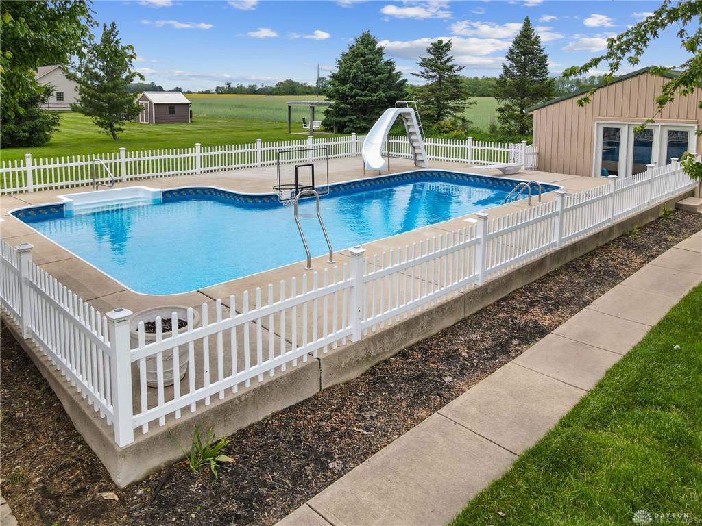 3365 Eldean Property Photo 8