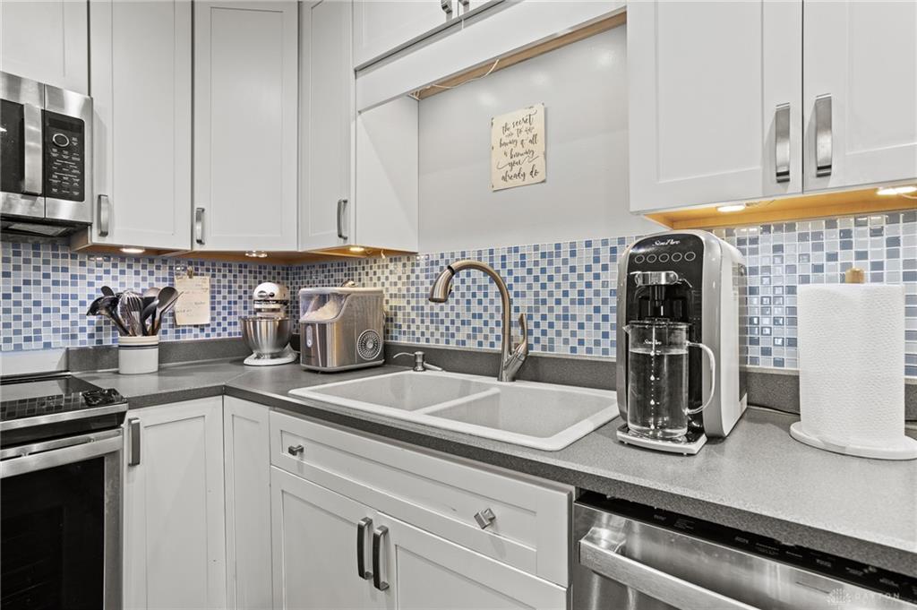 3365 Eldean Property Photo 35