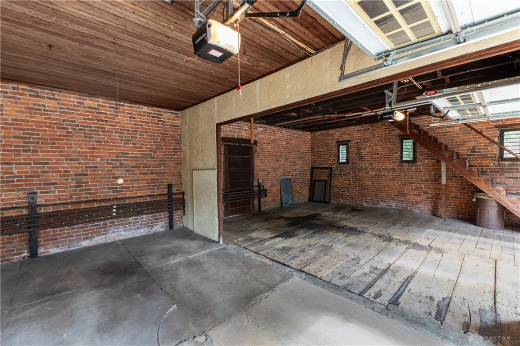 714 N Wayne Property Photo 11