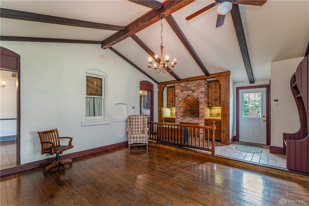 714 N Wayne Property Photo 34